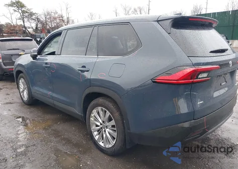 2024 Toyota Grand Highlander Platinum z USA, uszkodzony, nr VIN 5TDAAAB54RS030967